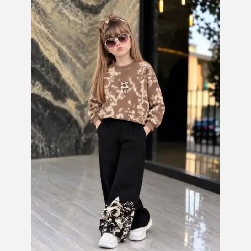 ست بلوز شلوار دخترانه دورس طرح پروانه رنگ سفید کرم شکلاتی سایز 45 تا 65